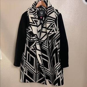 Vince Camuto Black and White Wool Geometric Cape Zip Up Hooded Coat M